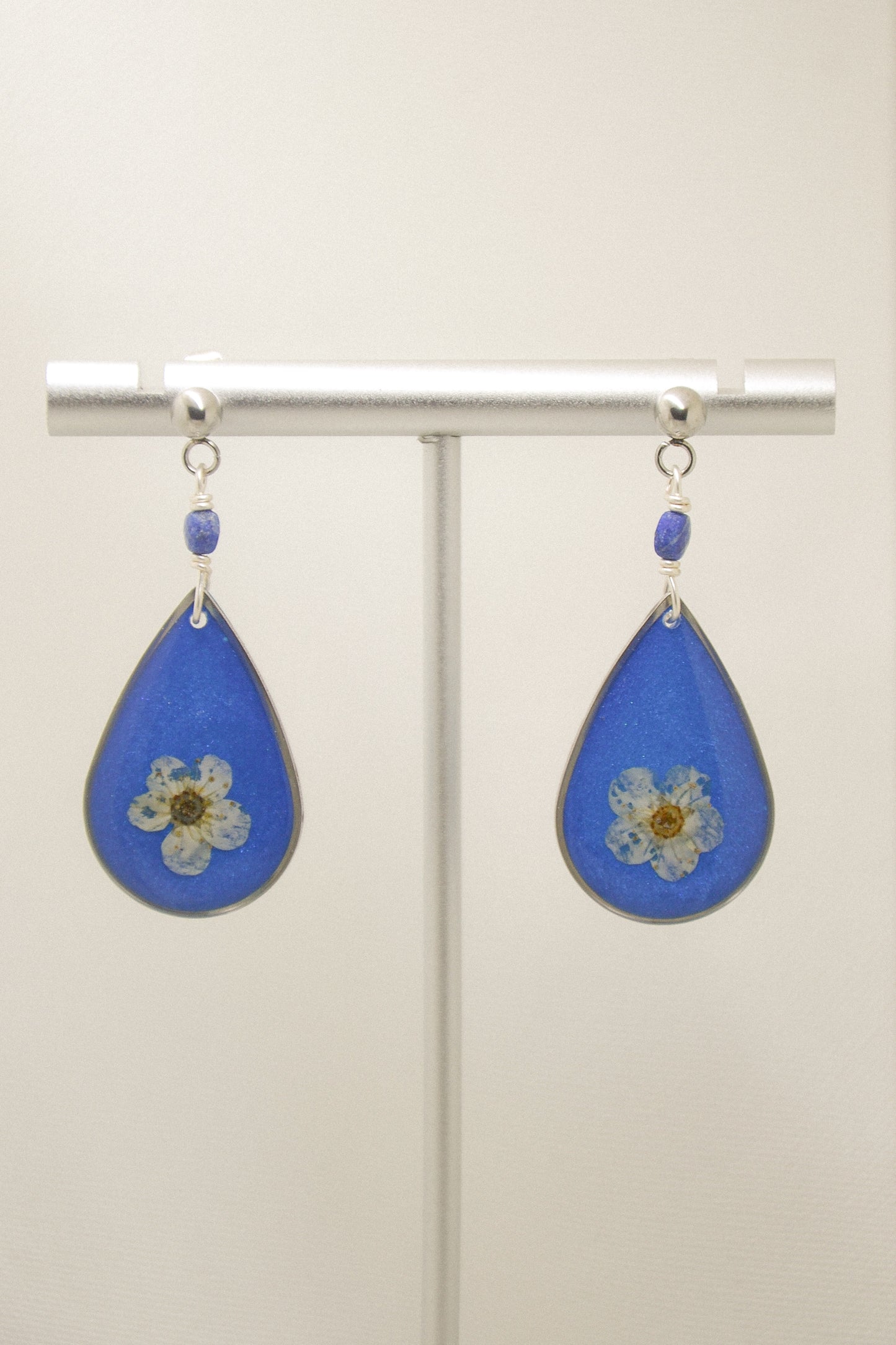 Myosotis & Lapis Lazuli earrings