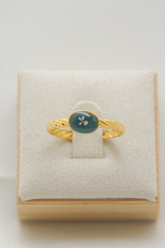 Flower ring