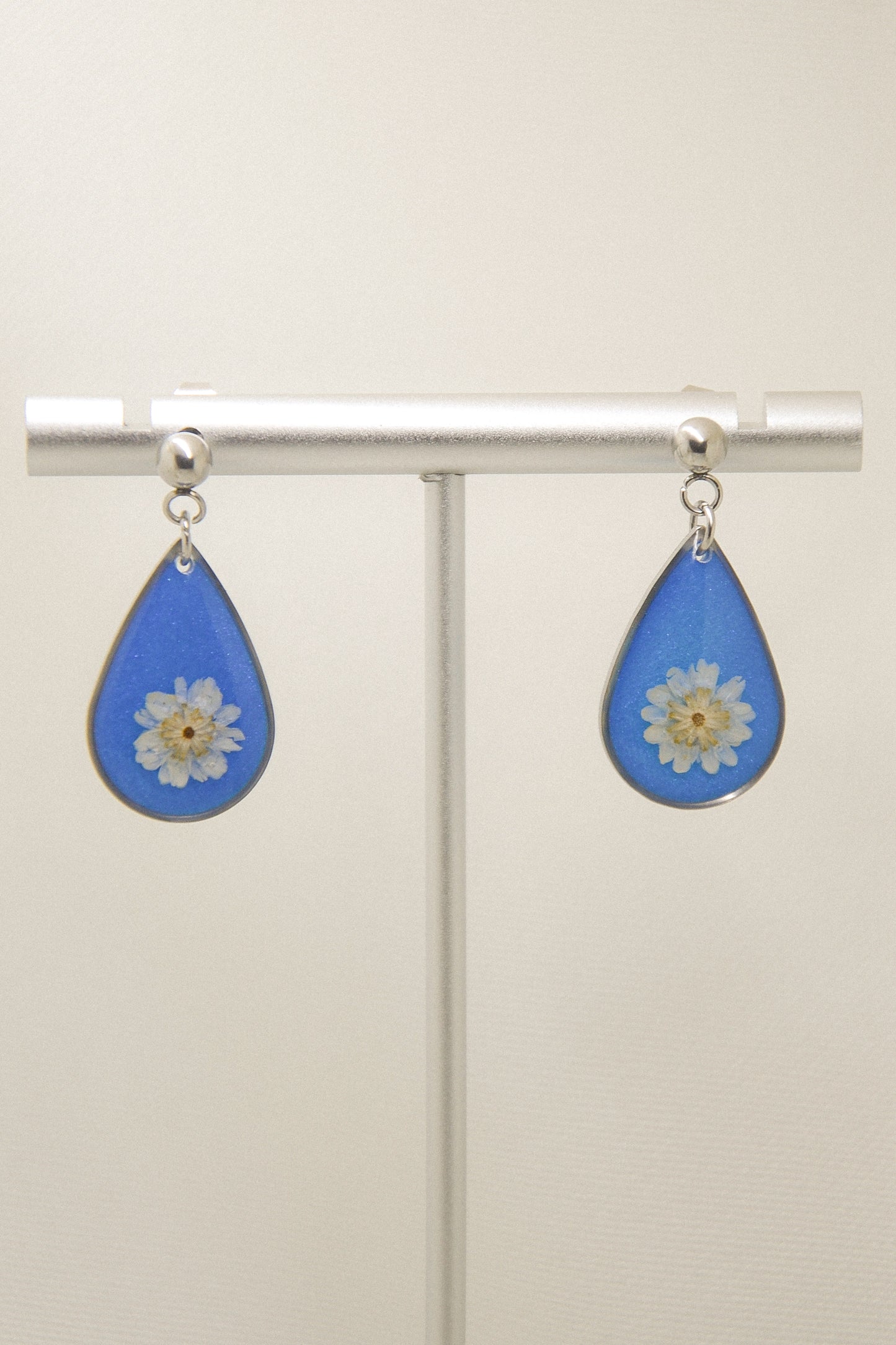 Flower earrings