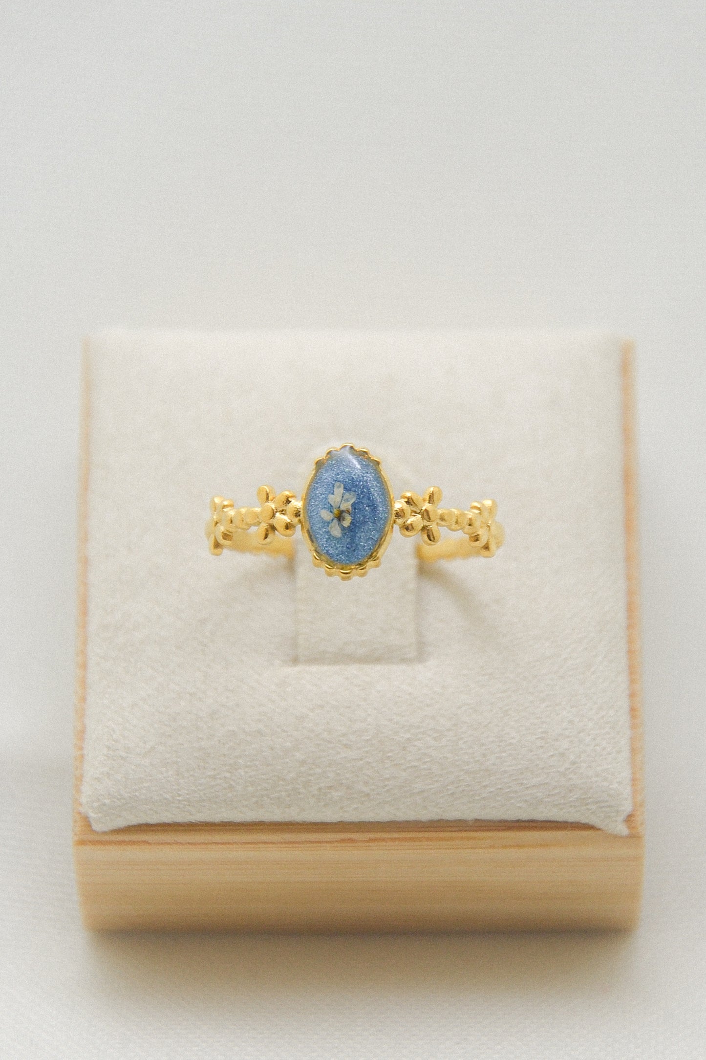 Flower ring