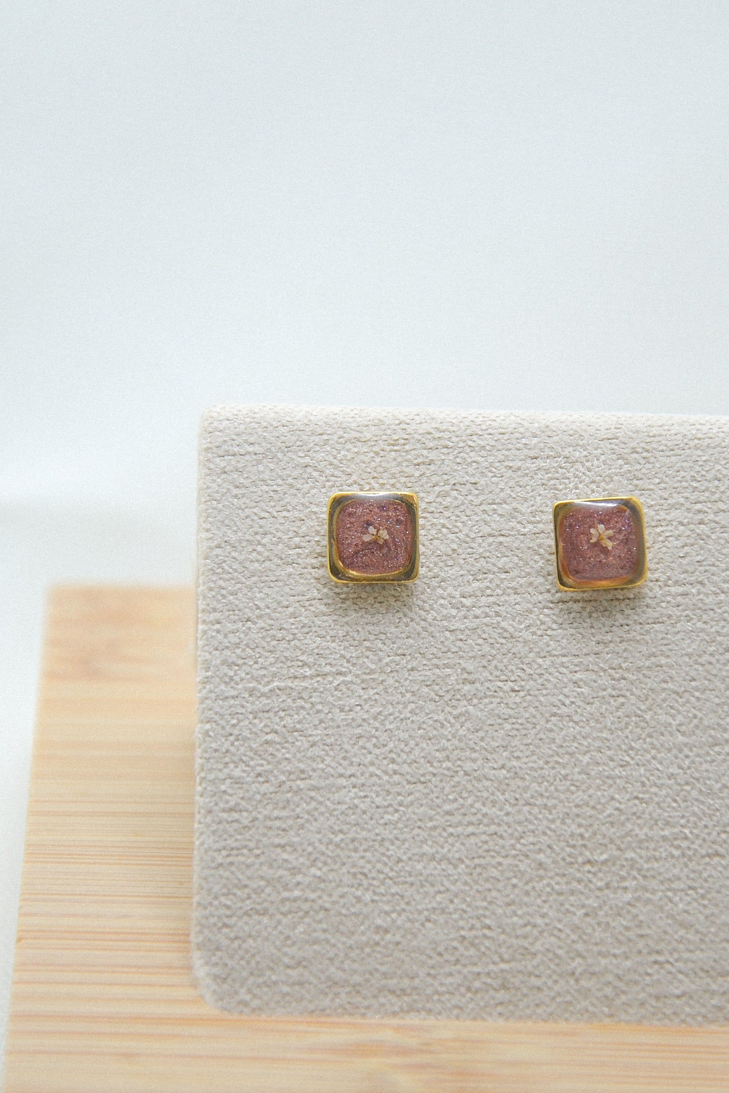 Queen Anne’s Lace Studs