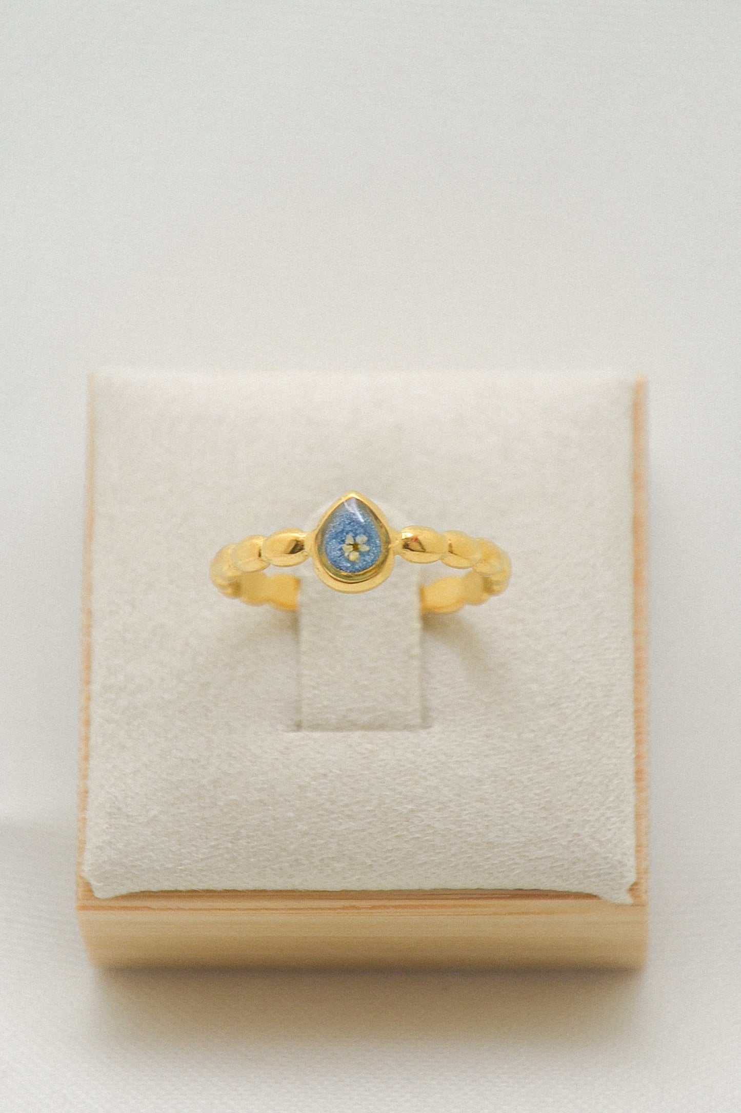 Flower ring