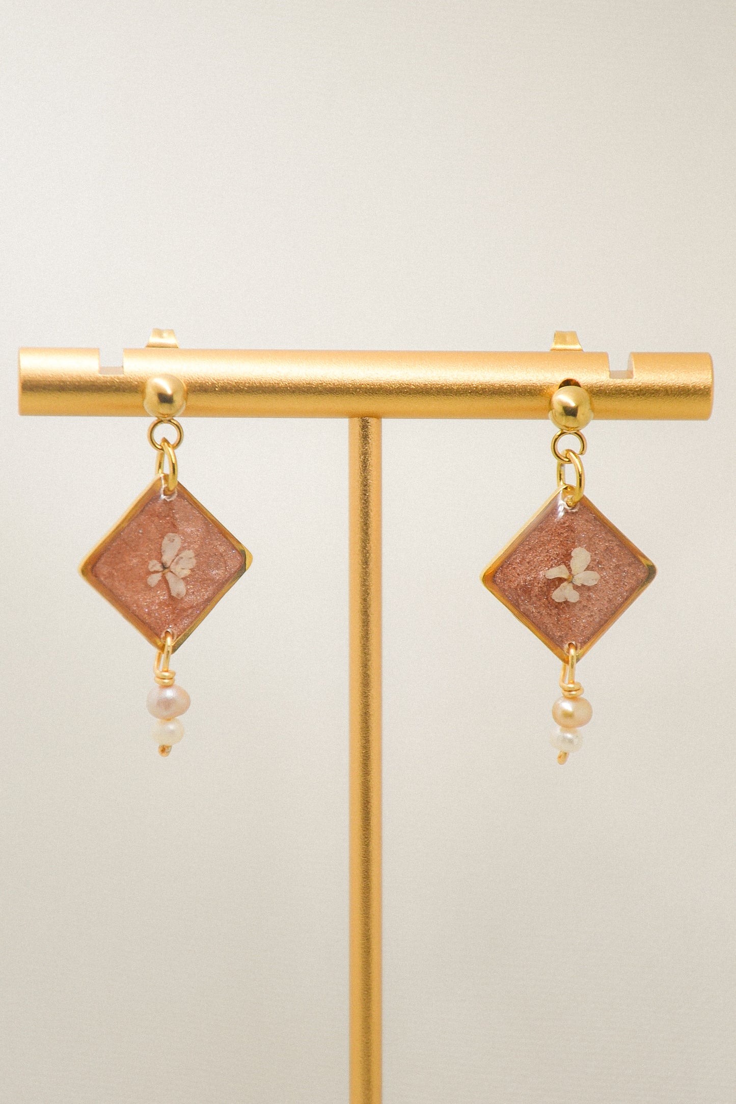 Queen Anne’s Lace & Pearl earrings
