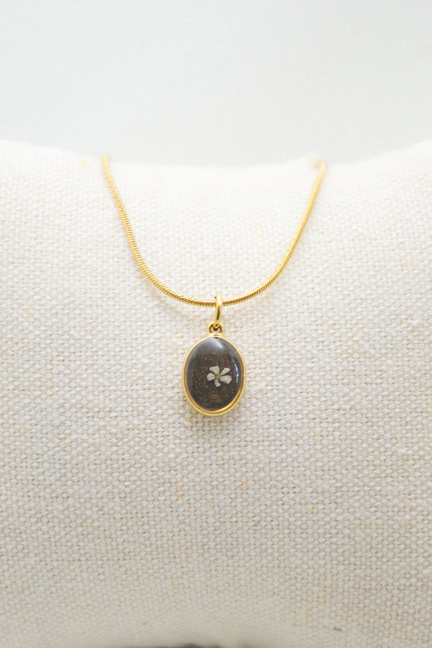 Flower necklace