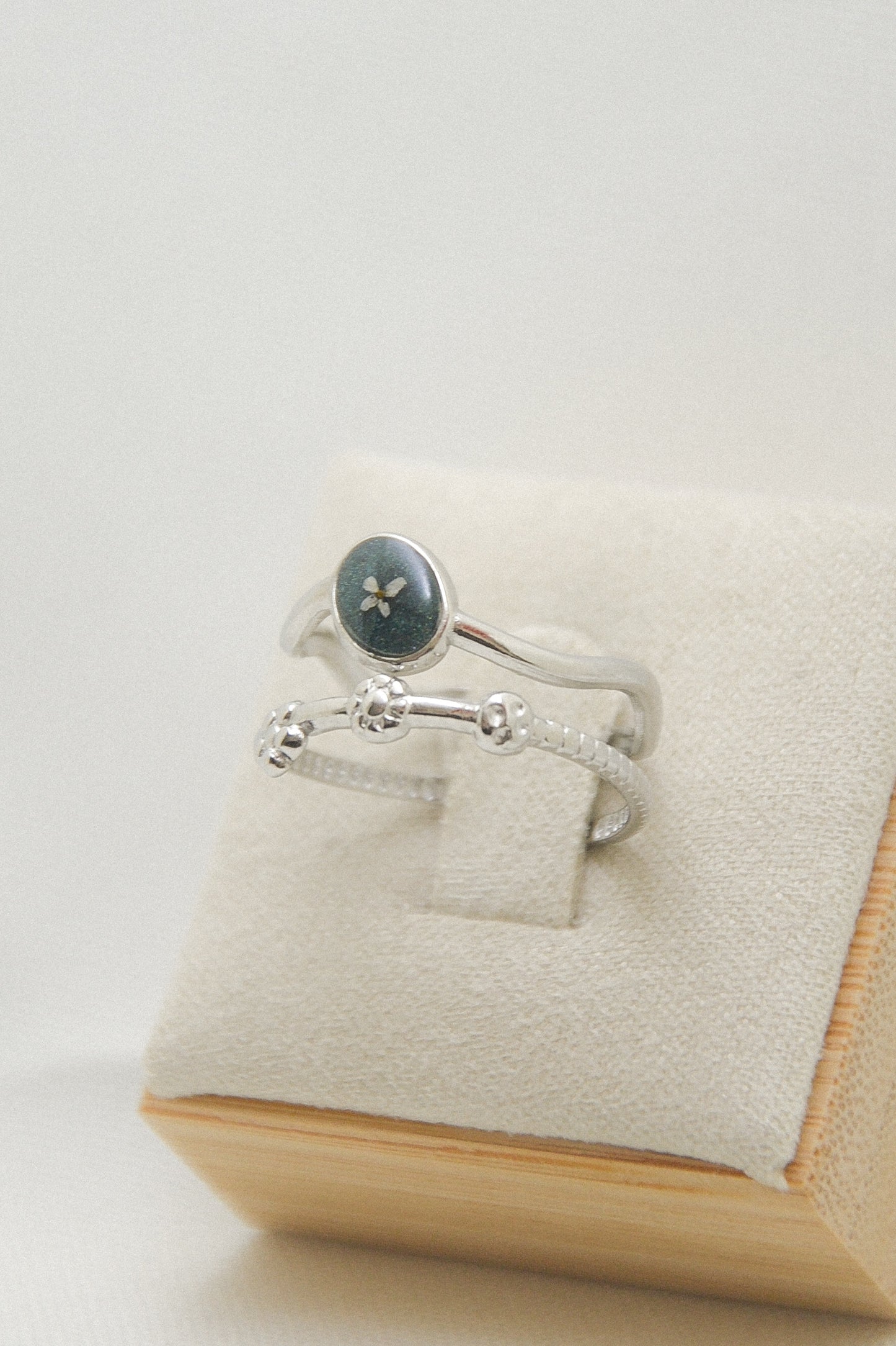 Flower ring