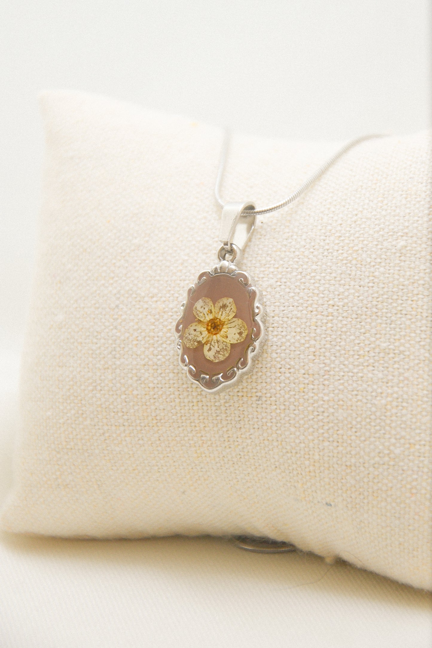 Flower necklace