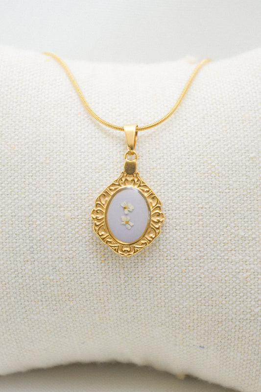 Flower necklace