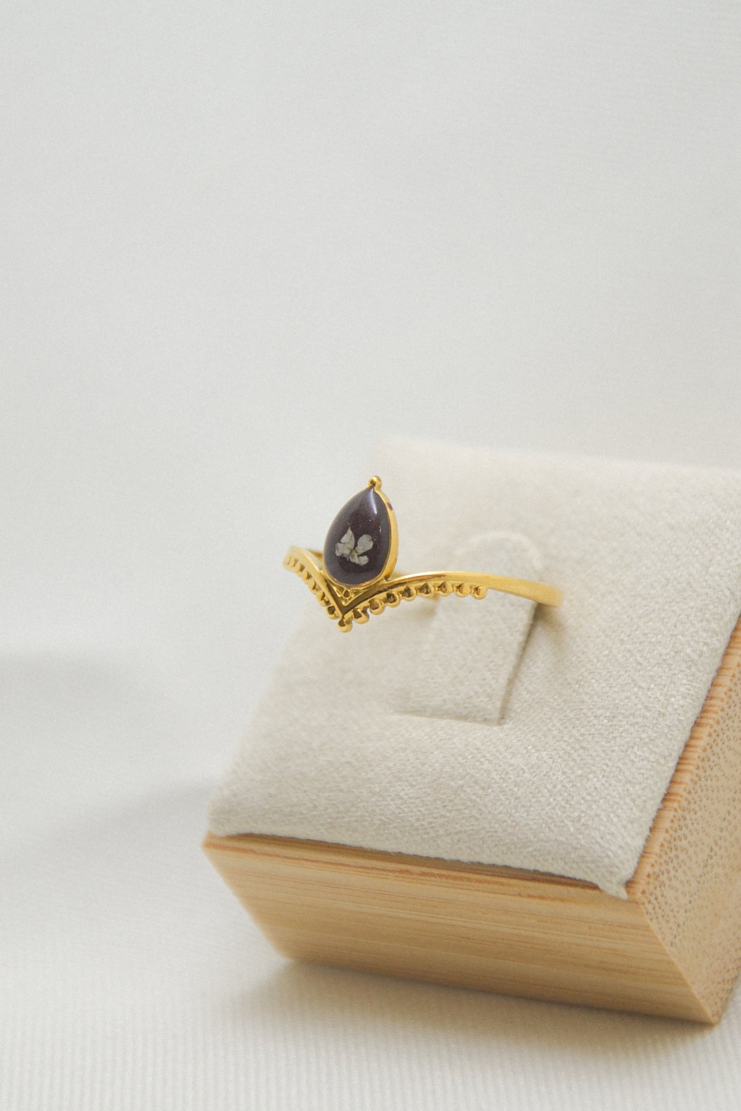 Flower ring
